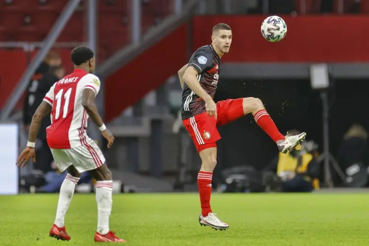 lol-罗马发布备战花絮，转会期更衣室发声，英超任务艰巨，赛程密集仍需轮换的简单介绍